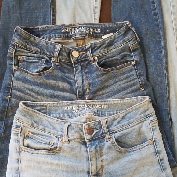 2 pairs of Jeans - Picture 1 of 2